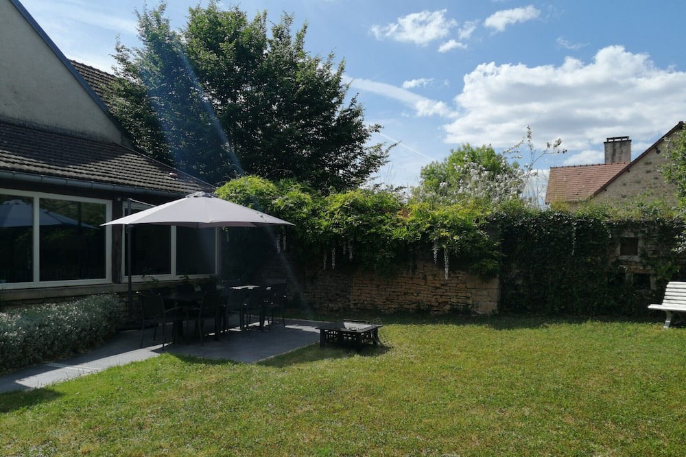 Photo of Outdoor in Cusey