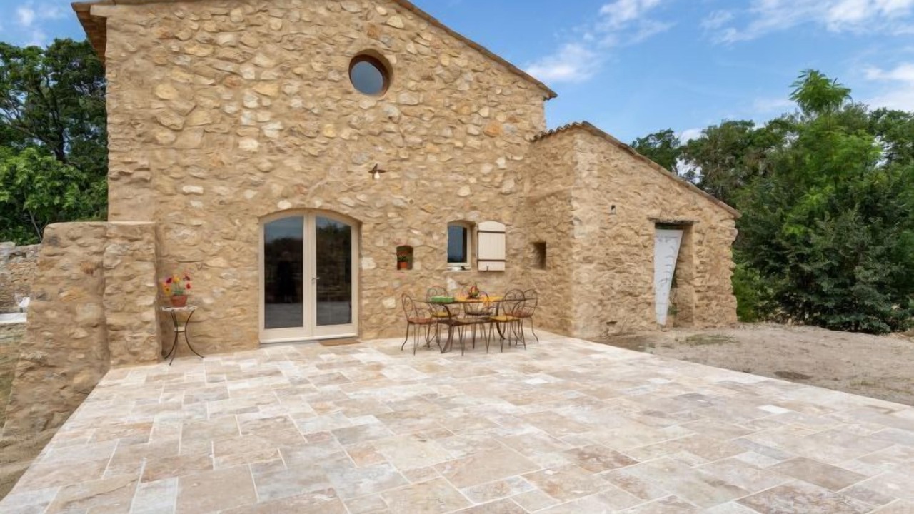 Photo of Outdoor in Caderousse