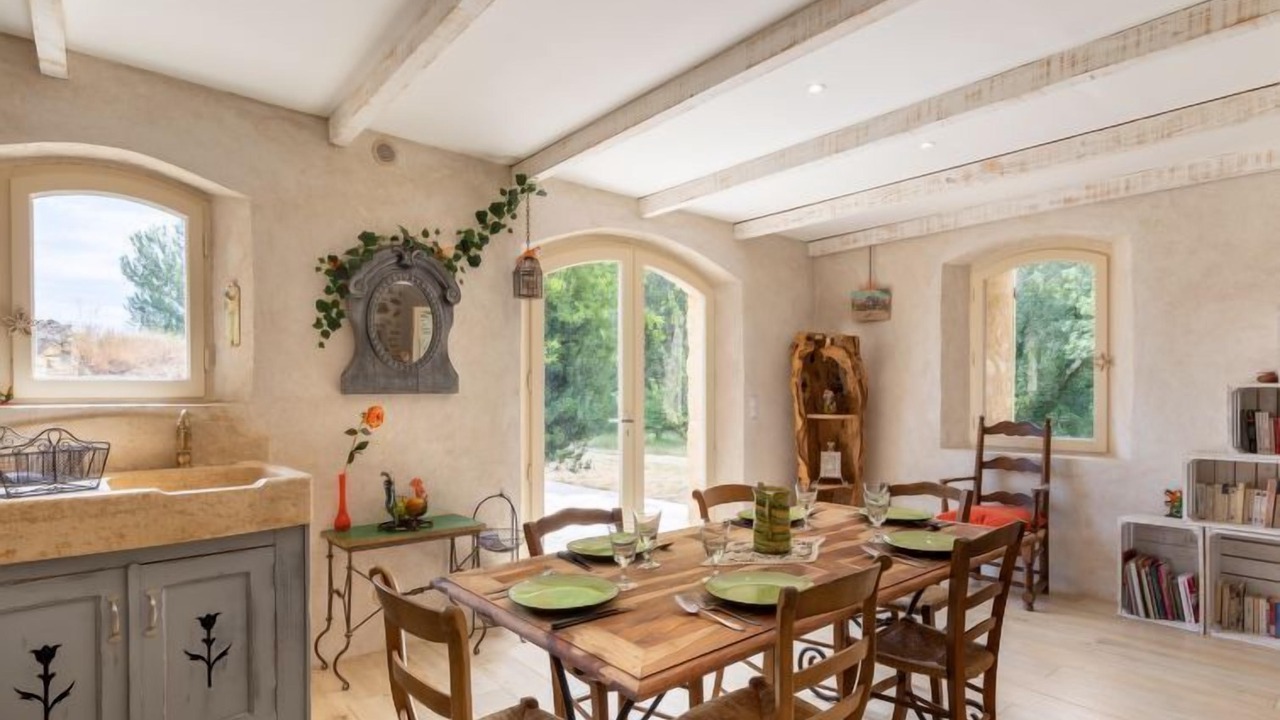 Photo of Others in Caderousse