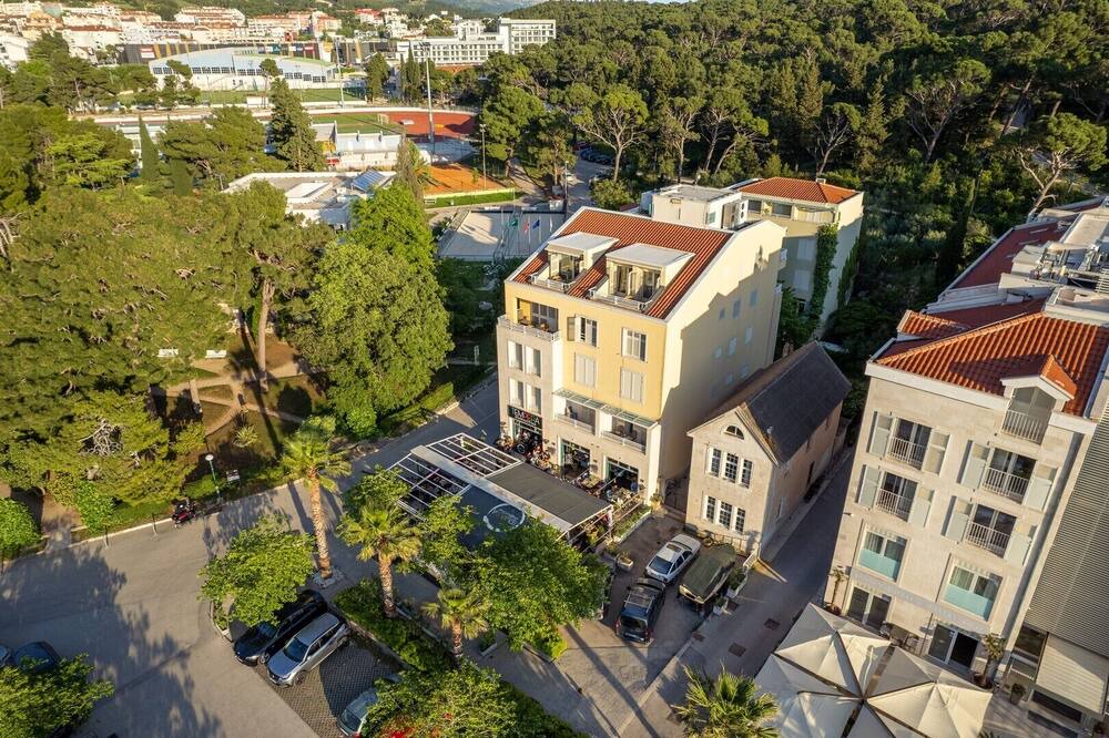 Photo of Outdoor in Makarska Old Town