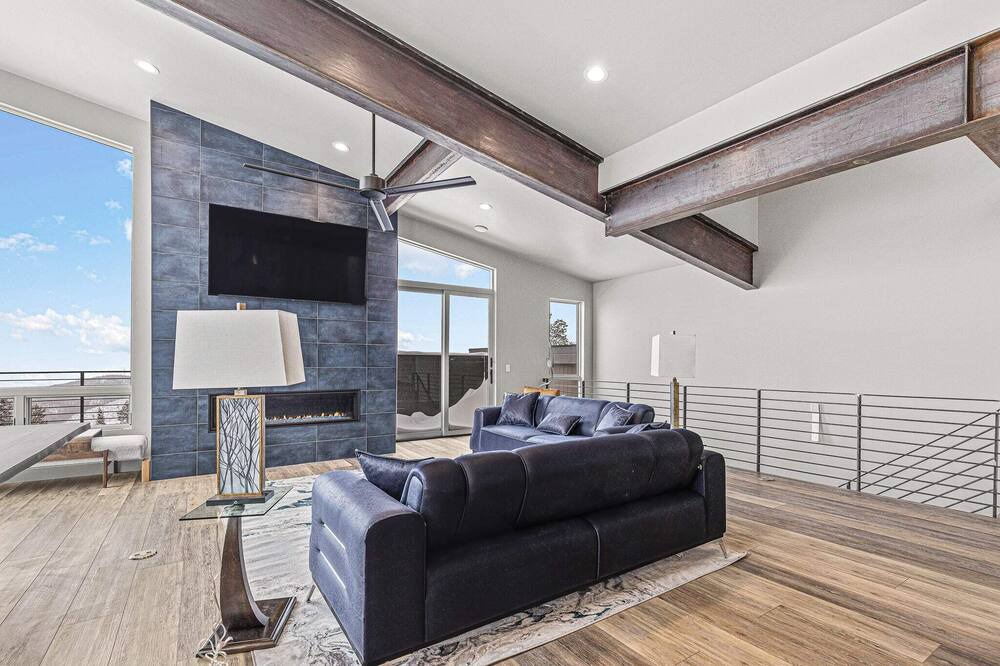 Photo of Livingroom in Woodmoor