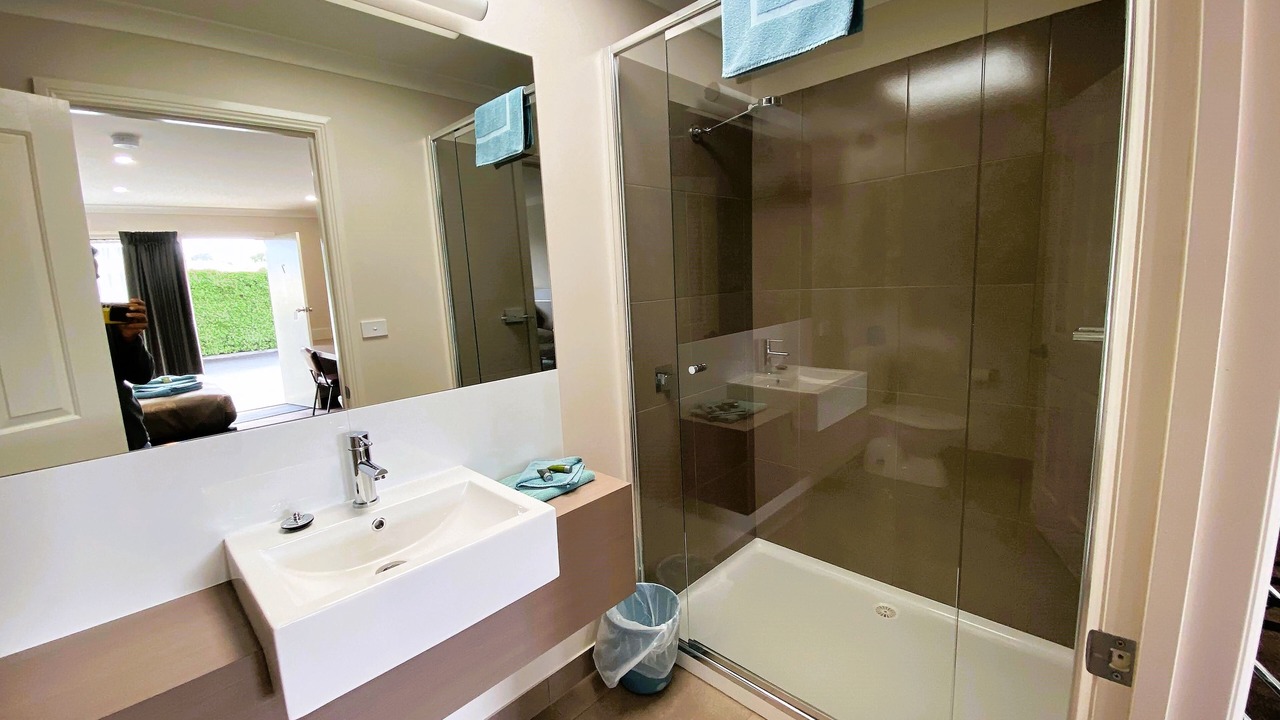 Photo of Bathroom in Terang