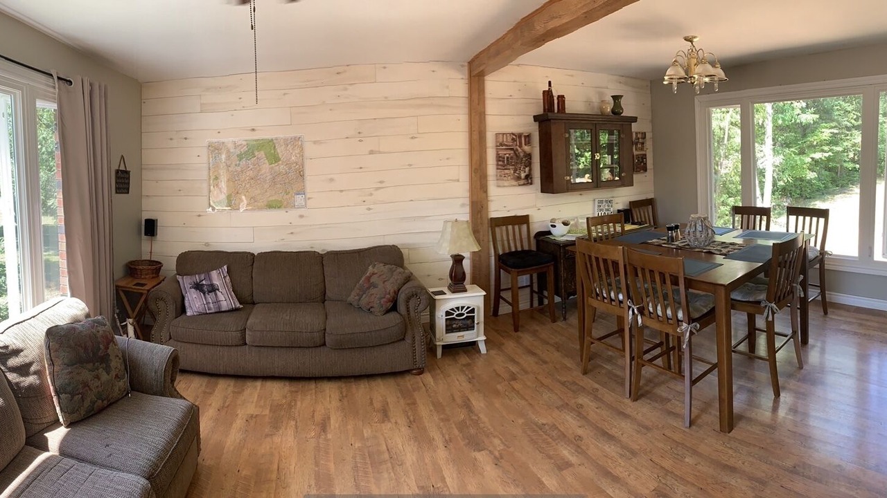 Photo of Livingroom in Wilberforce