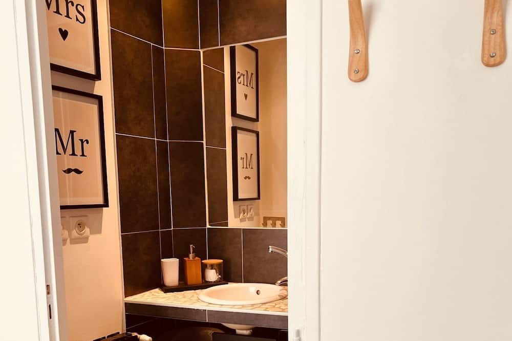 Photo of Bathroom in Romans-sur-Isere