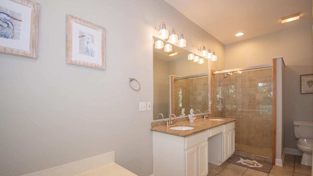 Photo of Bathroom in Bonito Boathouses