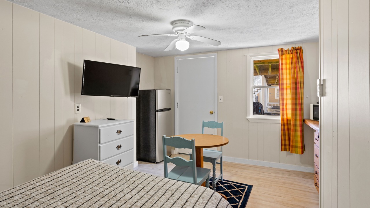 Photo of Bedroom in Old Orchard Beach