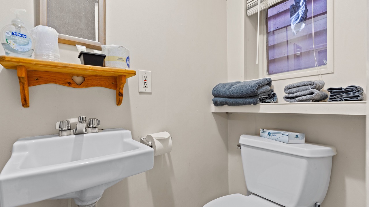 Photo of Bathroom in Old Orchard Beach