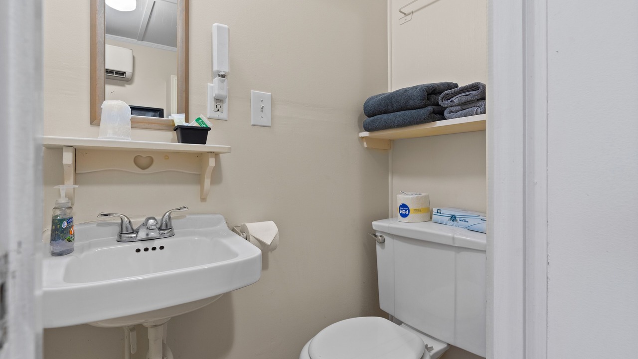 Photo of Bathroom in Old Orchard Beach