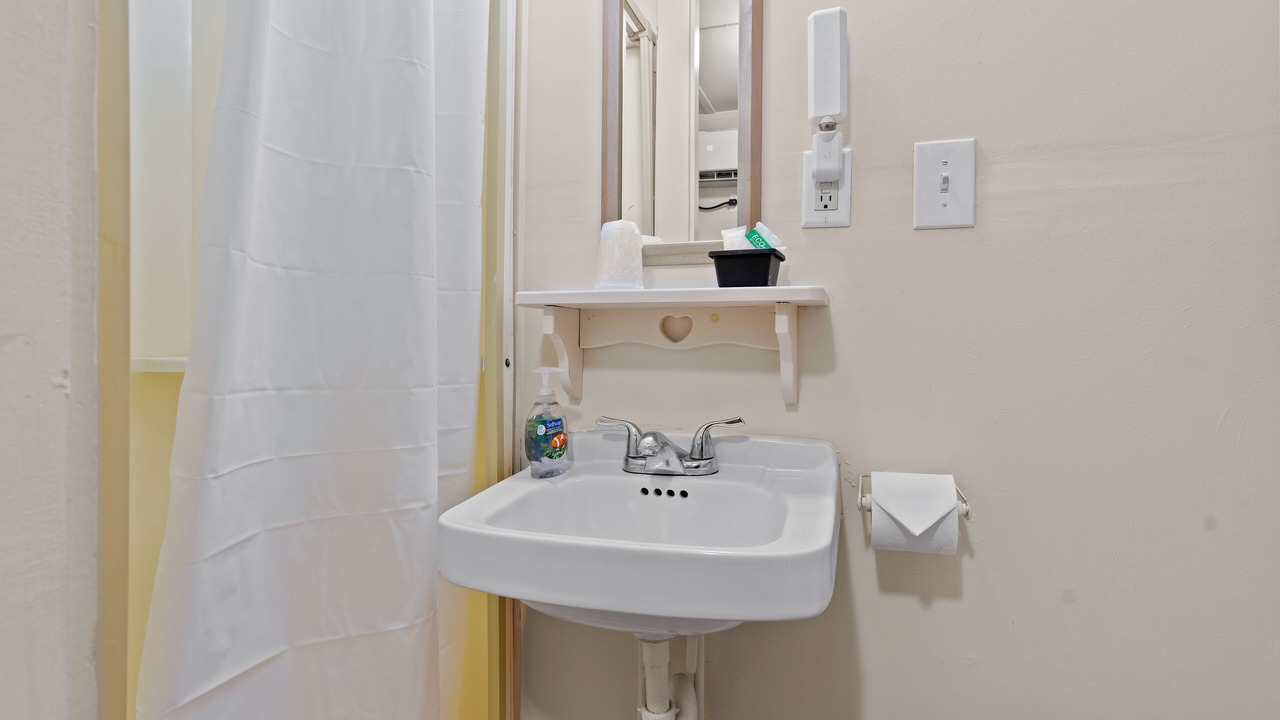 Photo of Bathroom in Old Orchard Beach