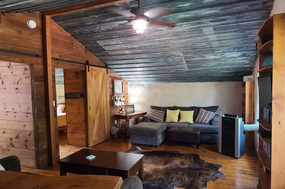 Photo of Bedroom in Gatewood
