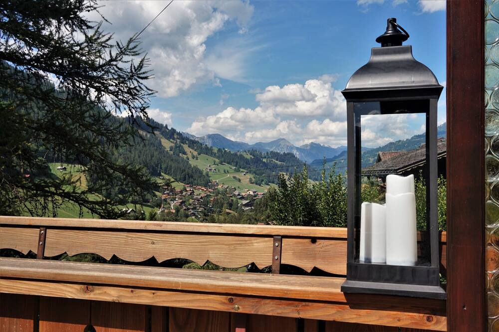 Photo of Patio Balcony in Zweisimmen
