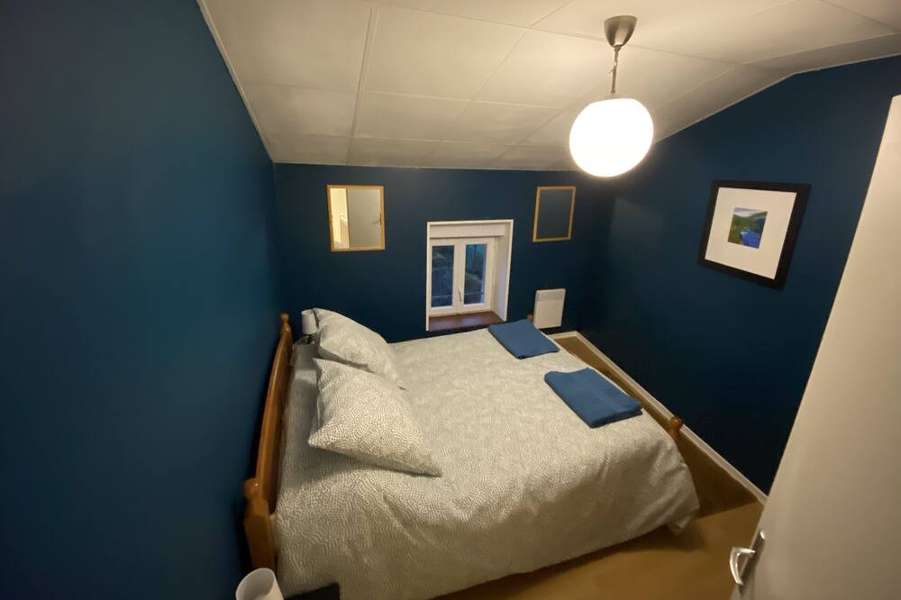Photo of Bedroom in Lastours