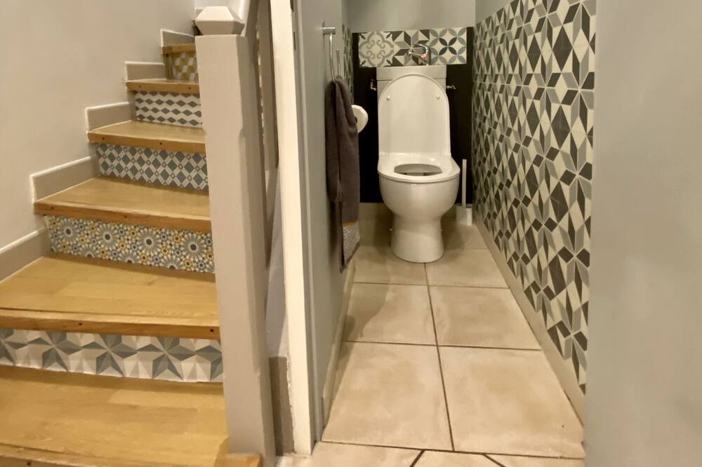 Photo of Bathroom in Lastours