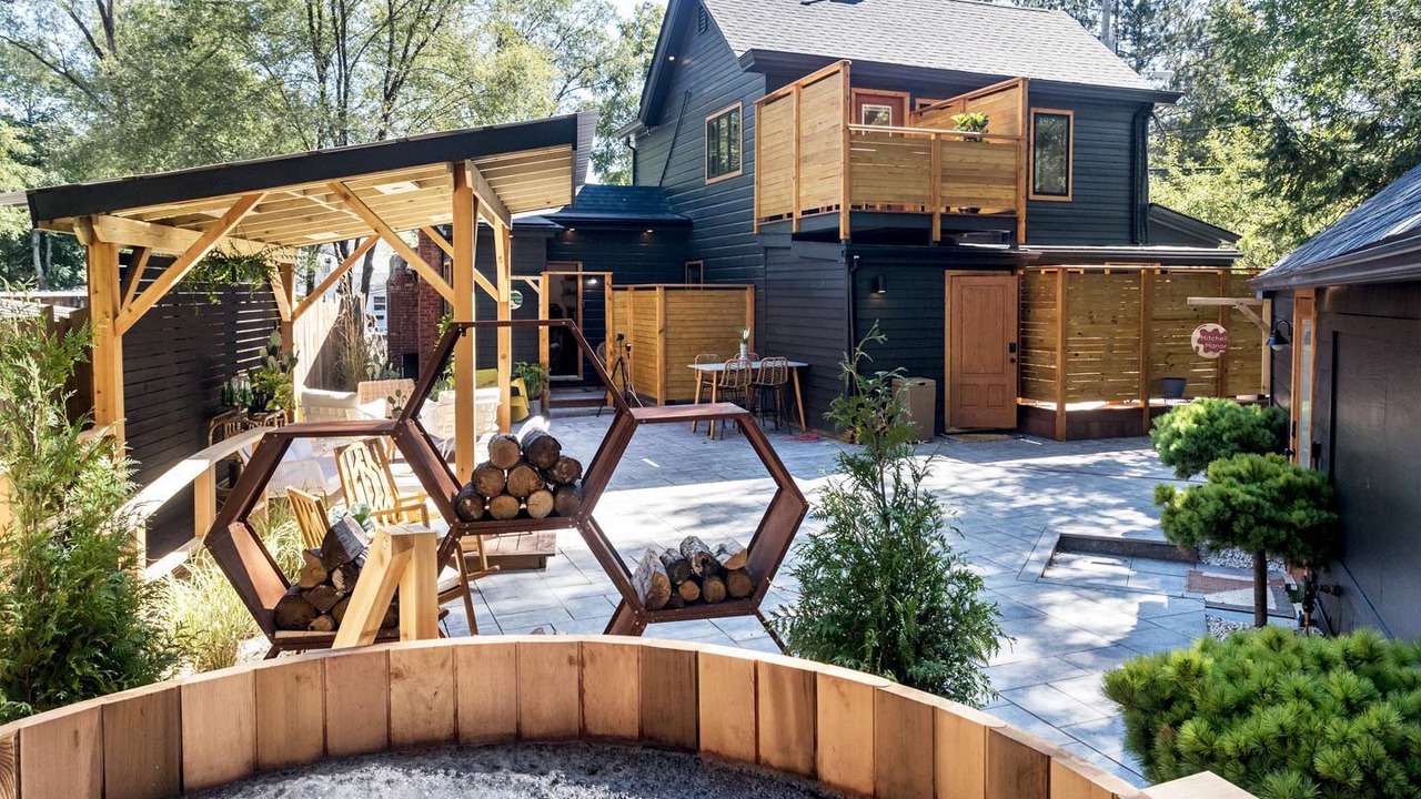 Photo of Outdoor in Woodstock