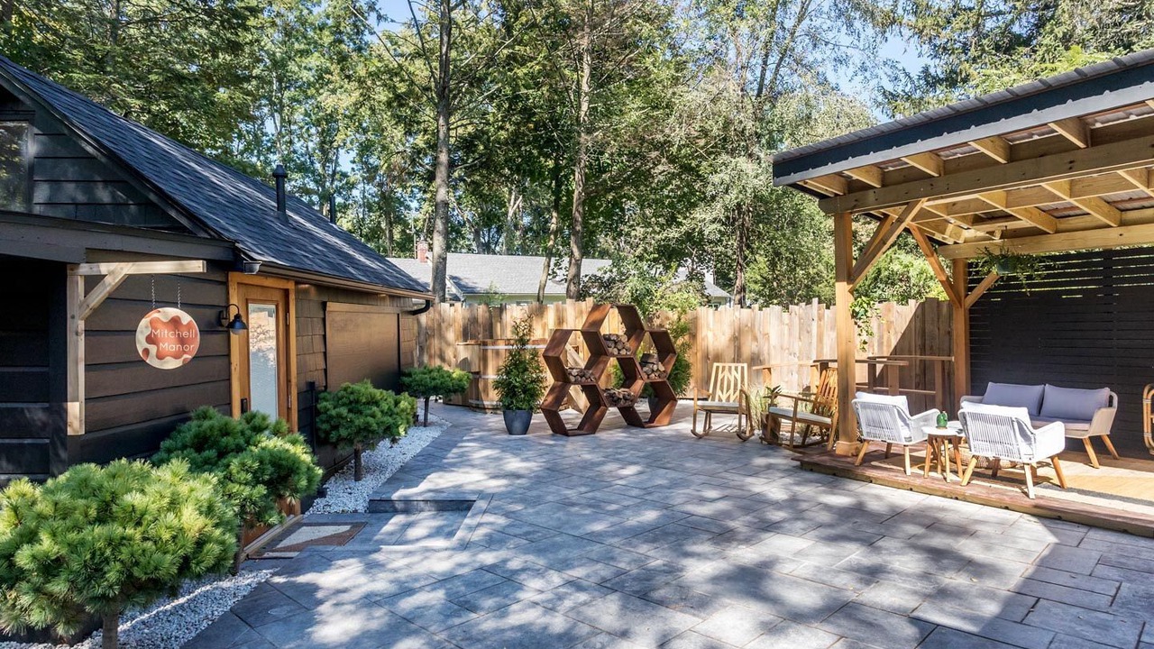 Photo of Outdoor in Woodstock