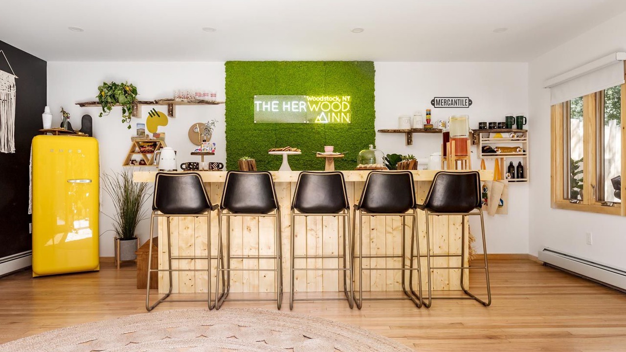 Photo of Others in Woodstock