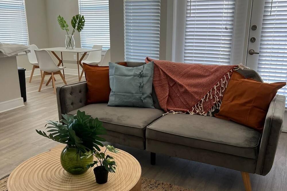 Photo of Livingroom in Addicks