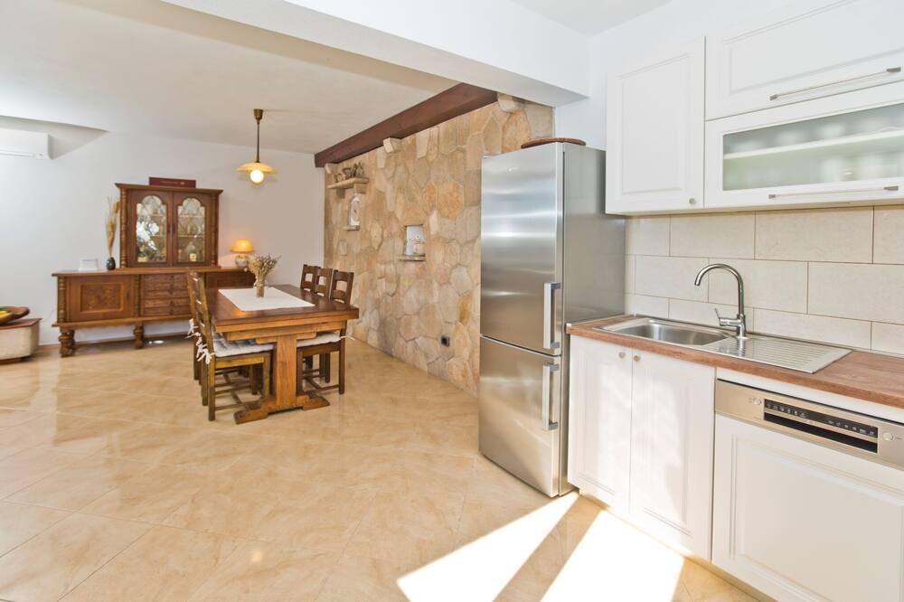 Photo of Kitchen in Bogomolje