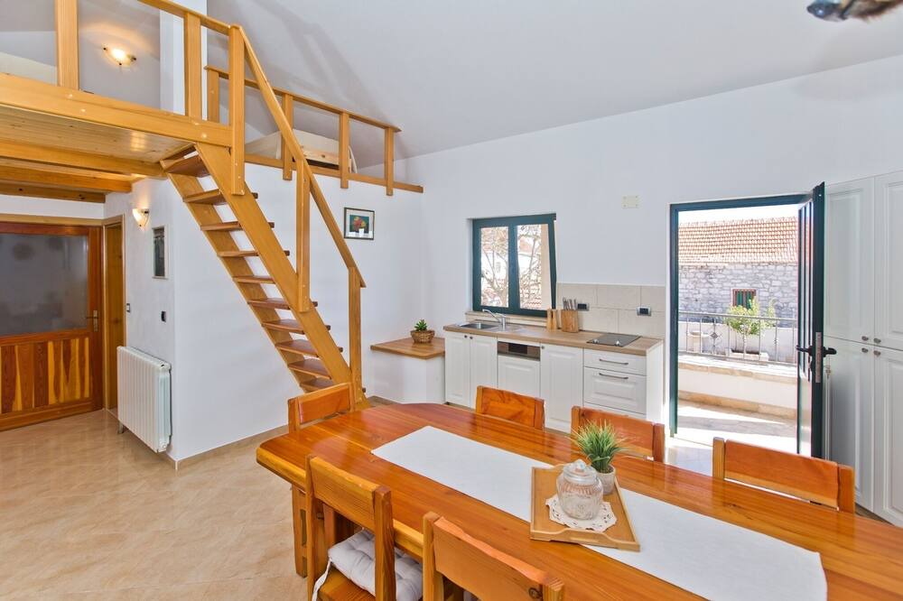 Photo of Kitchen in Bogomolje