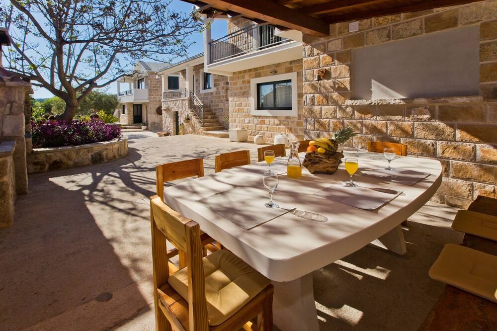 Photo of Patio Balcony in Bogomolje
