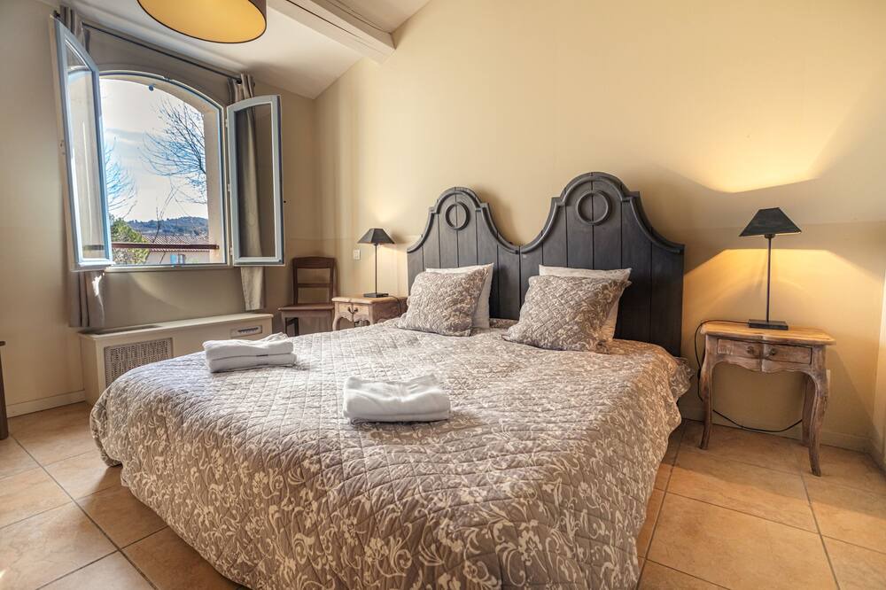 Photo of Bedroom in Saint-Laurent-de-la-Cabrerisse