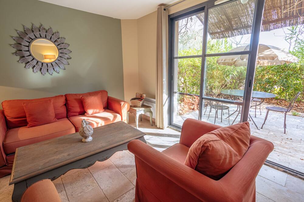 Photo of Livingroom in Saint-Laurent-de-la-Cabrerisse