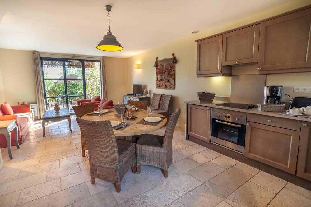 Photo of Kitchen in Saint-Laurent-de-la-Cabrerisse