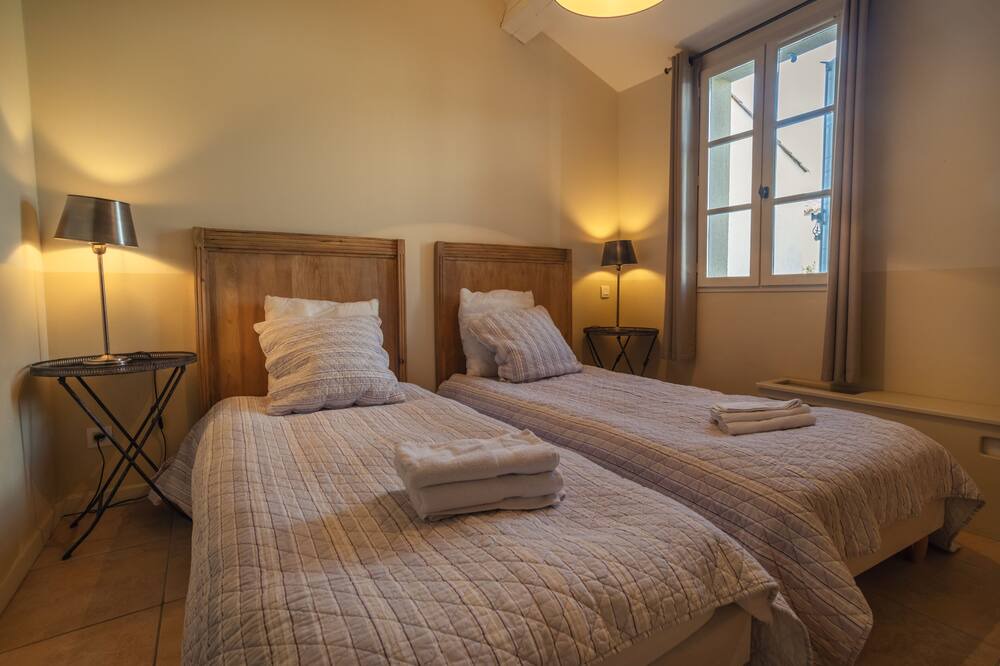 Photo of Bedroom in Saint-Laurent-de-la-Cabrerisse