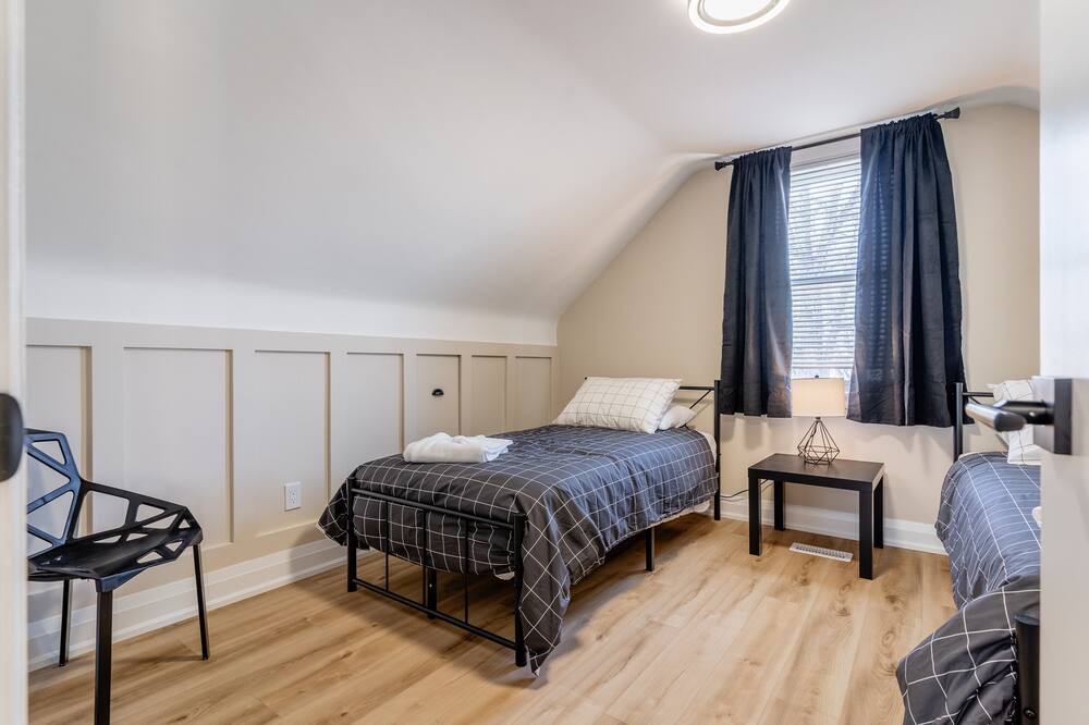 Photo of Bedroom in Hamilton
