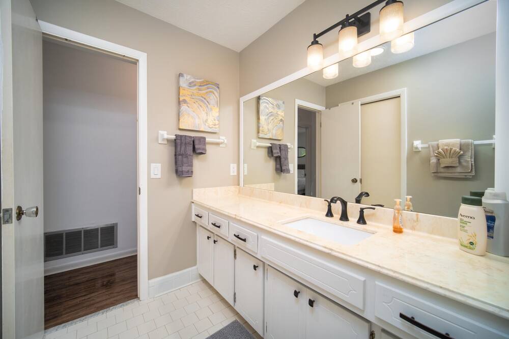 Photo of Bathroom in Orange Park