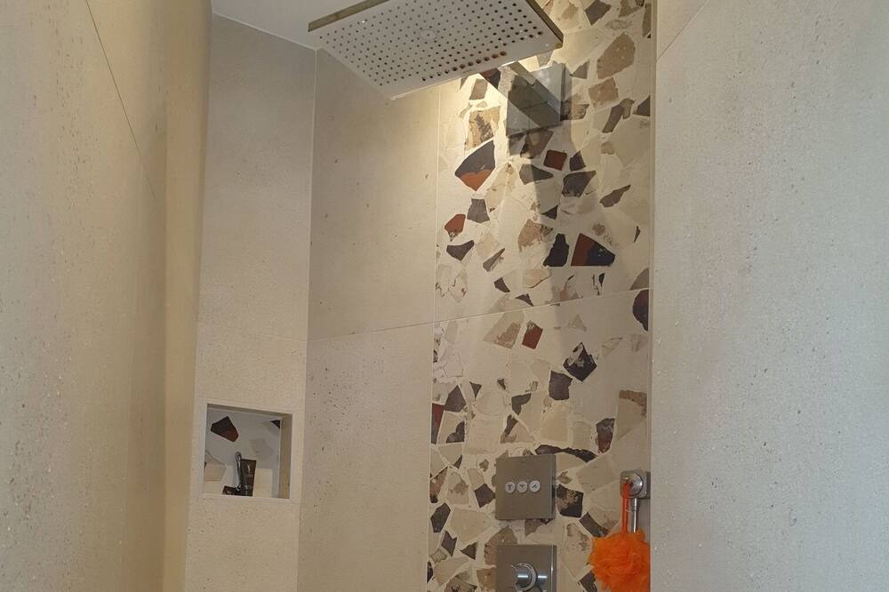 Photo of Bathroom in Merignac