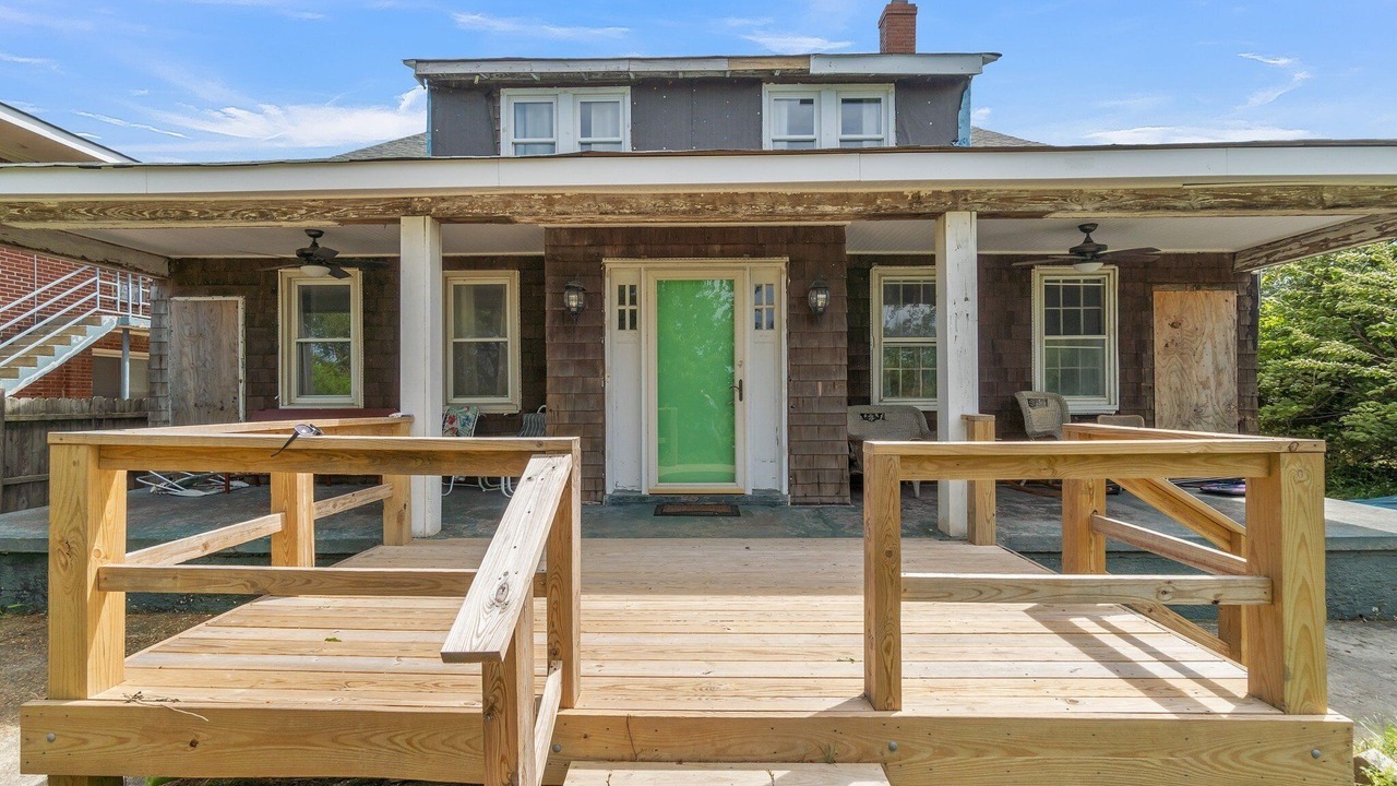 Photo of Others in Willoughby Spit