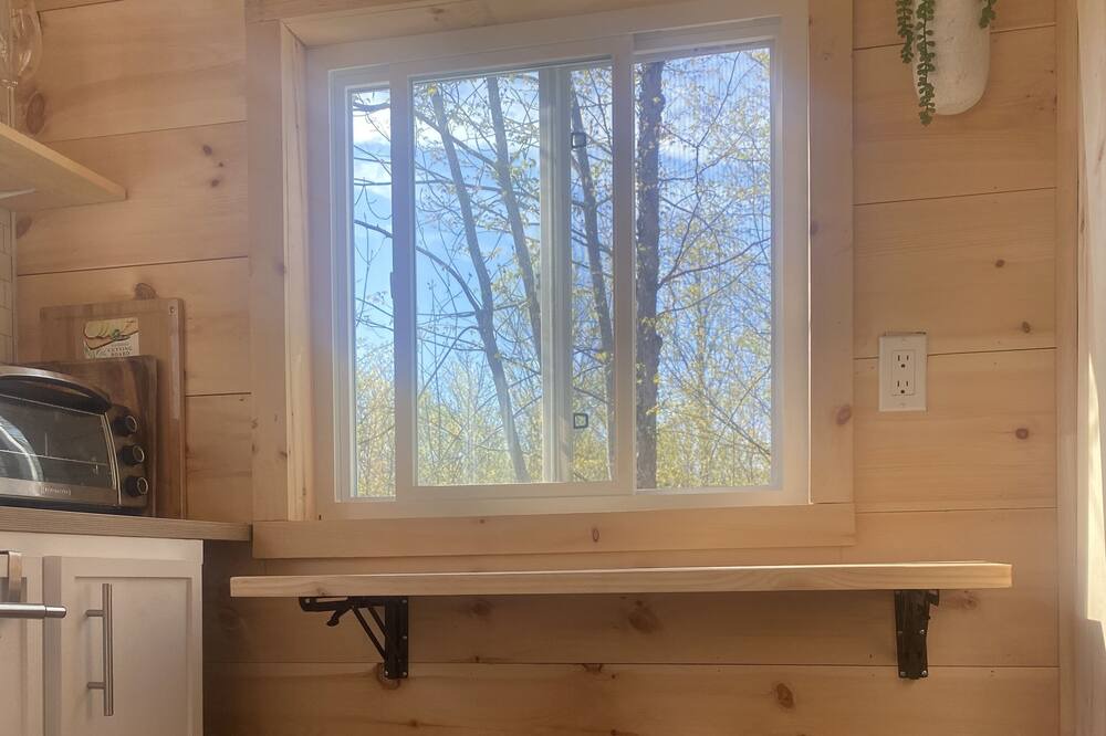 Photo of Kitchen in Central Frontenac