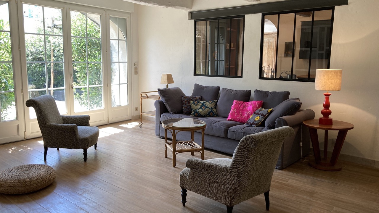 Photo of Others in Lagord