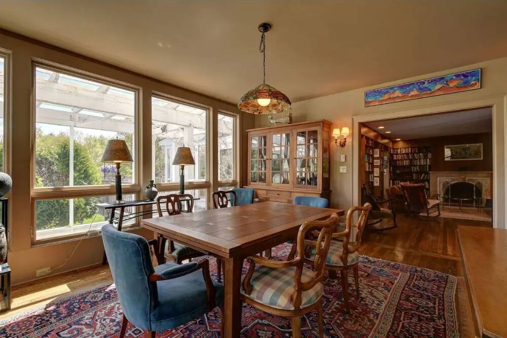 Photo of Kitchen in Williamstown