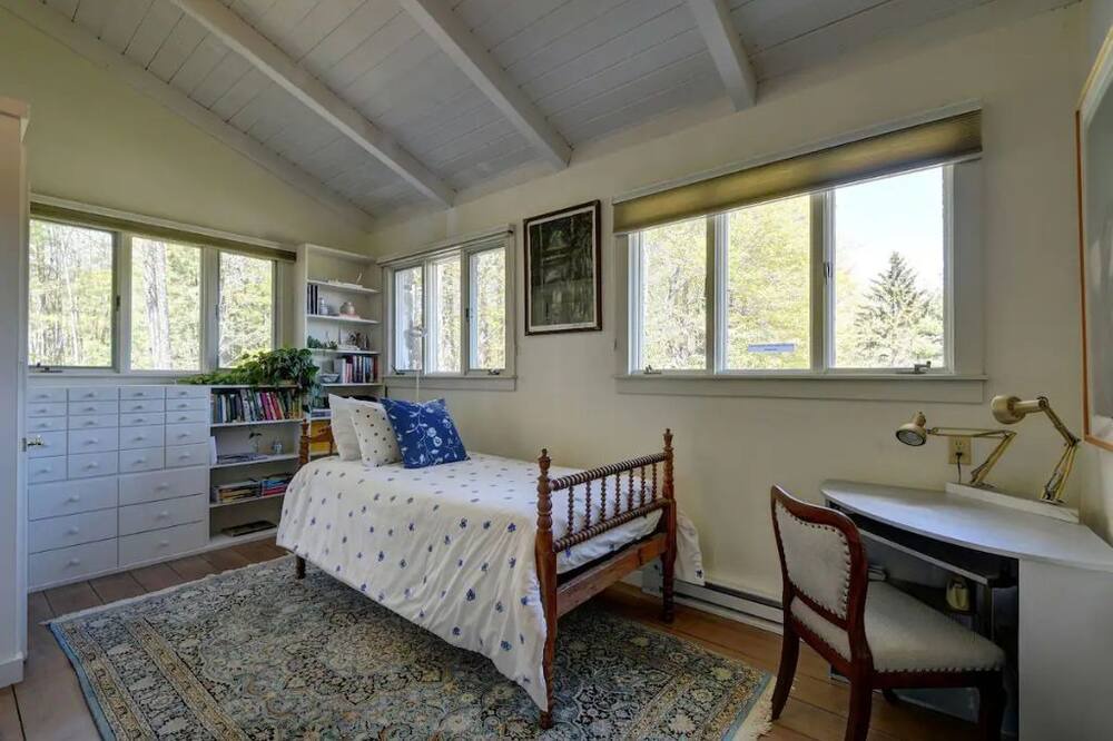 Photo of Livingroom in Williamstown