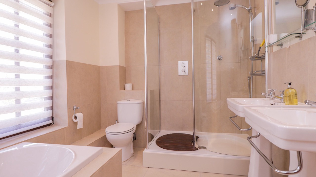 Photo of Bathroom in Martin