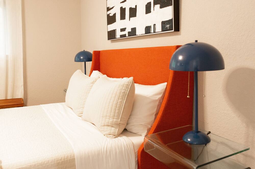 Photo of Bedroom in Grogan's Mill