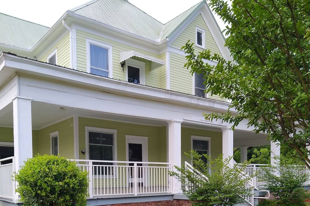 Photo of Outdoor in Winder