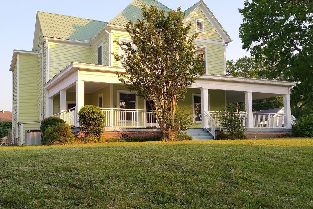 Photo of Outdoor in Winder