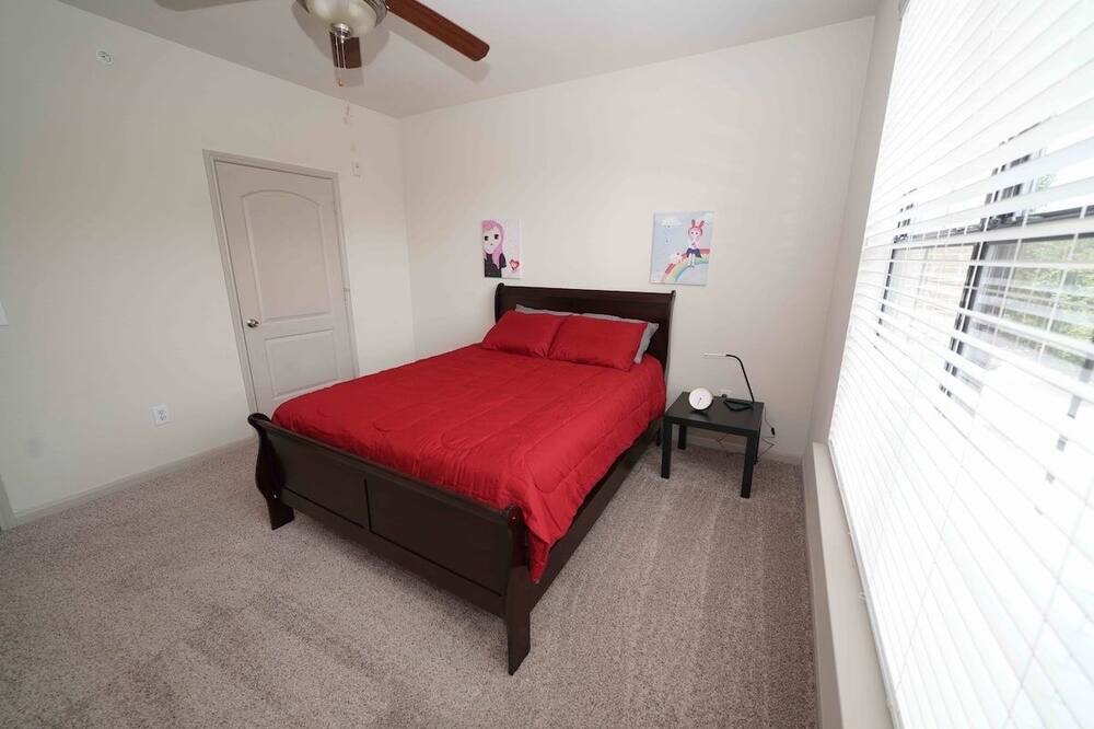 Photo of Bedroom in Memorial City