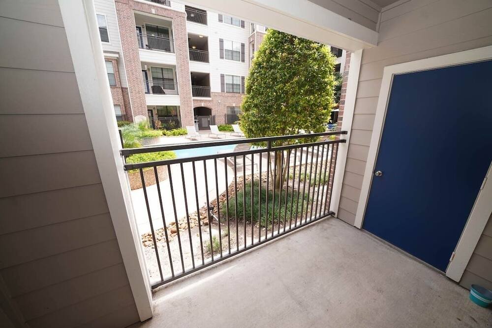 Photo of Patio Balcony in Memorial City