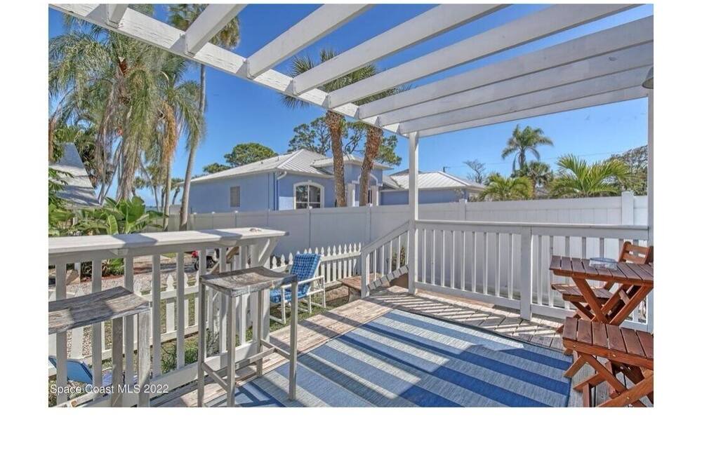 Photo of Patio Balcony in Tropic