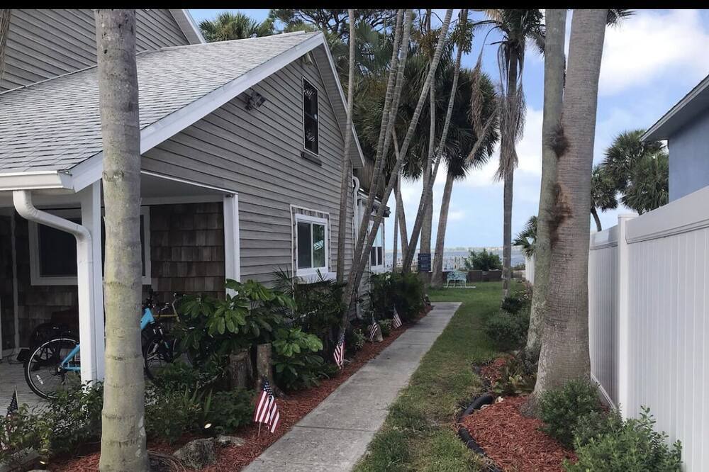 Photo of Outdoor in Tropic