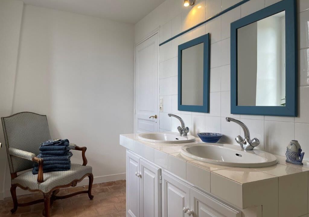 Photo of Bathroom in Paucourt