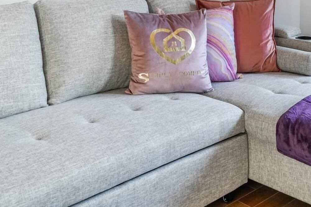 Photo of Livingroom in Saint Clair West Village