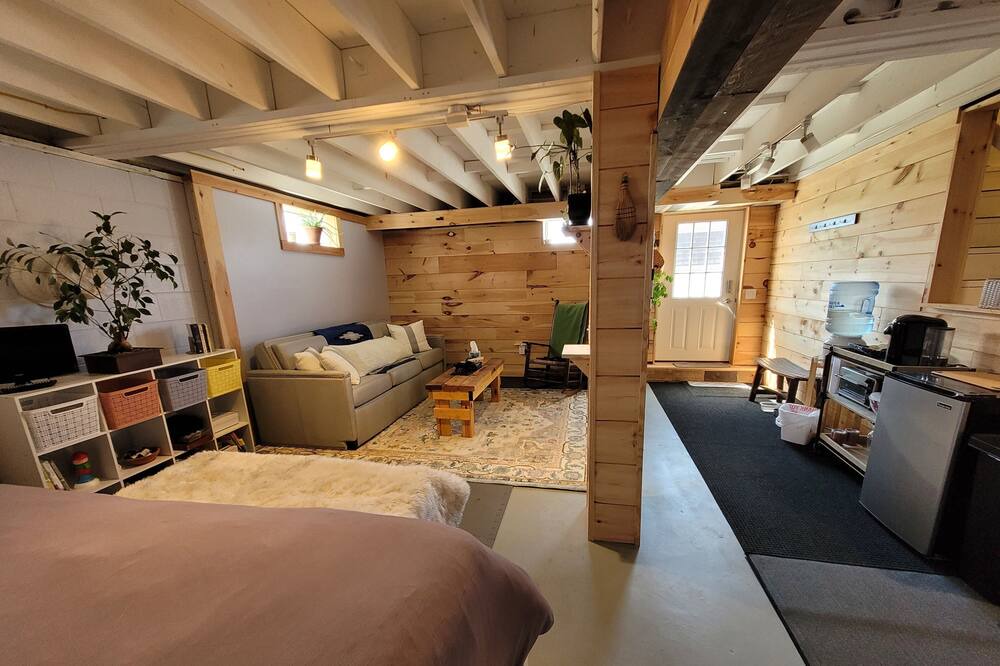 Photo of Bedroom in Suttons Bay