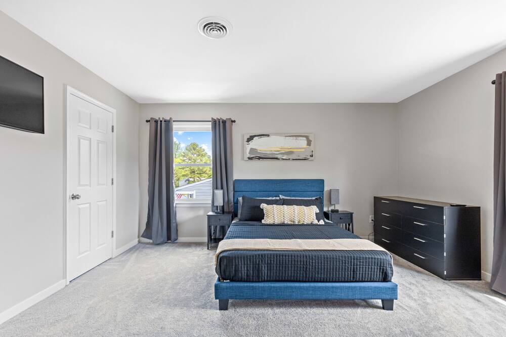Photo of Bedroom in Chesterfield