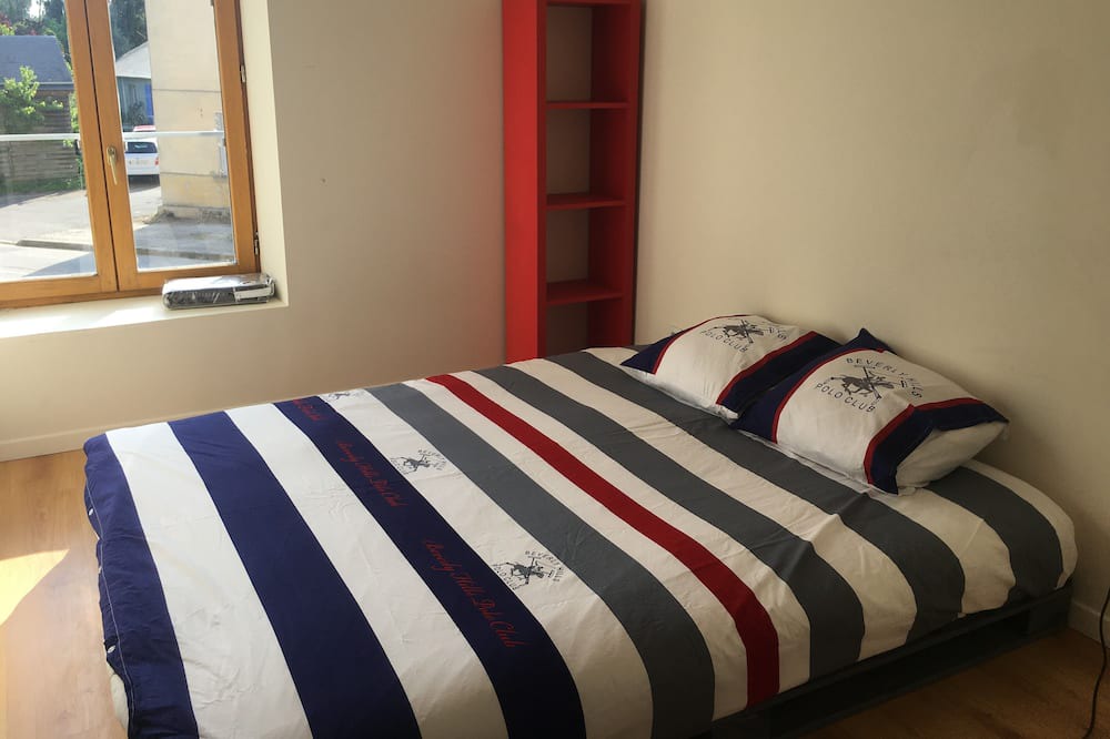 Photo of Bedroom in La Mesniere