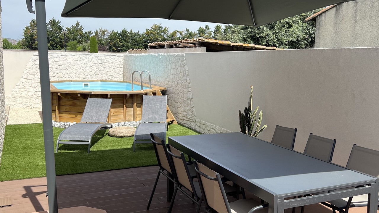 Photo of Outdoor in Senas